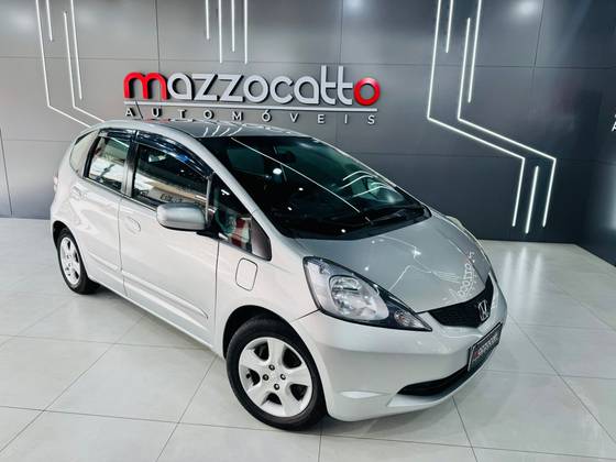 HONDA FIT 1.4 LXL 16V FLEX 4P AUTOMÁTICO HONDA FIT 1.4 LXL 16V FLEX 4P AUTOMÁTICO